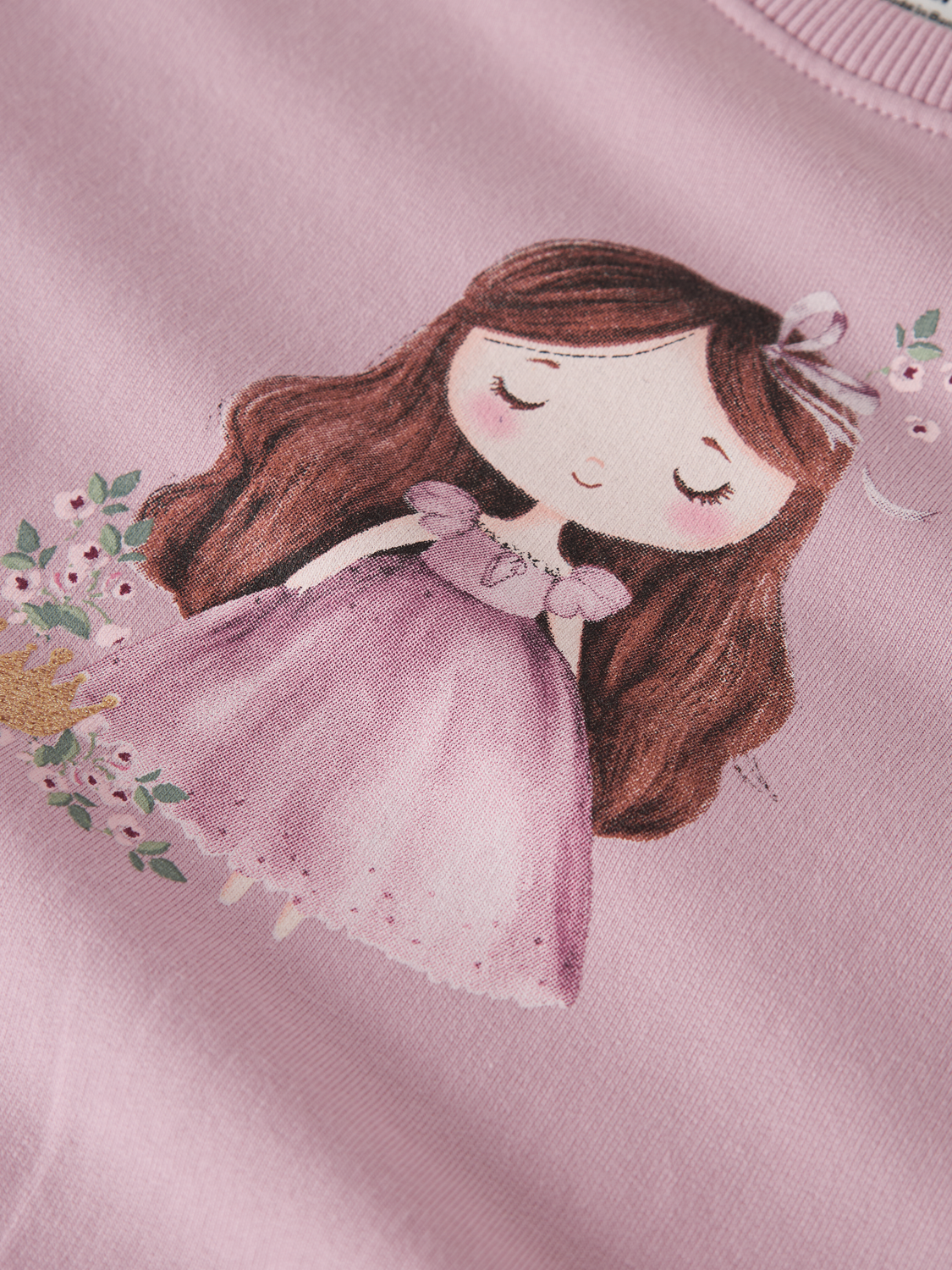 model_shot-front_full